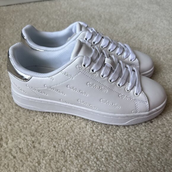 Calvin Klein Shoes - Calvin Klein Women's White Ryder Logo Laceup Casual Sneakers Size 8M Z7932